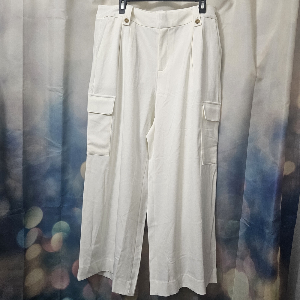 Lands' End Wide Leg White Cargo Pants for Semi-Casual 18P